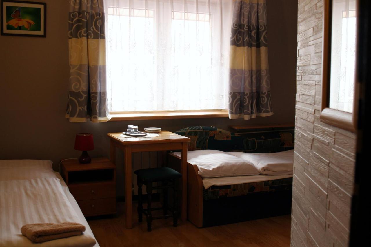 Bar Malwa Motel Aleksandrow Lodzki Luaran gambar