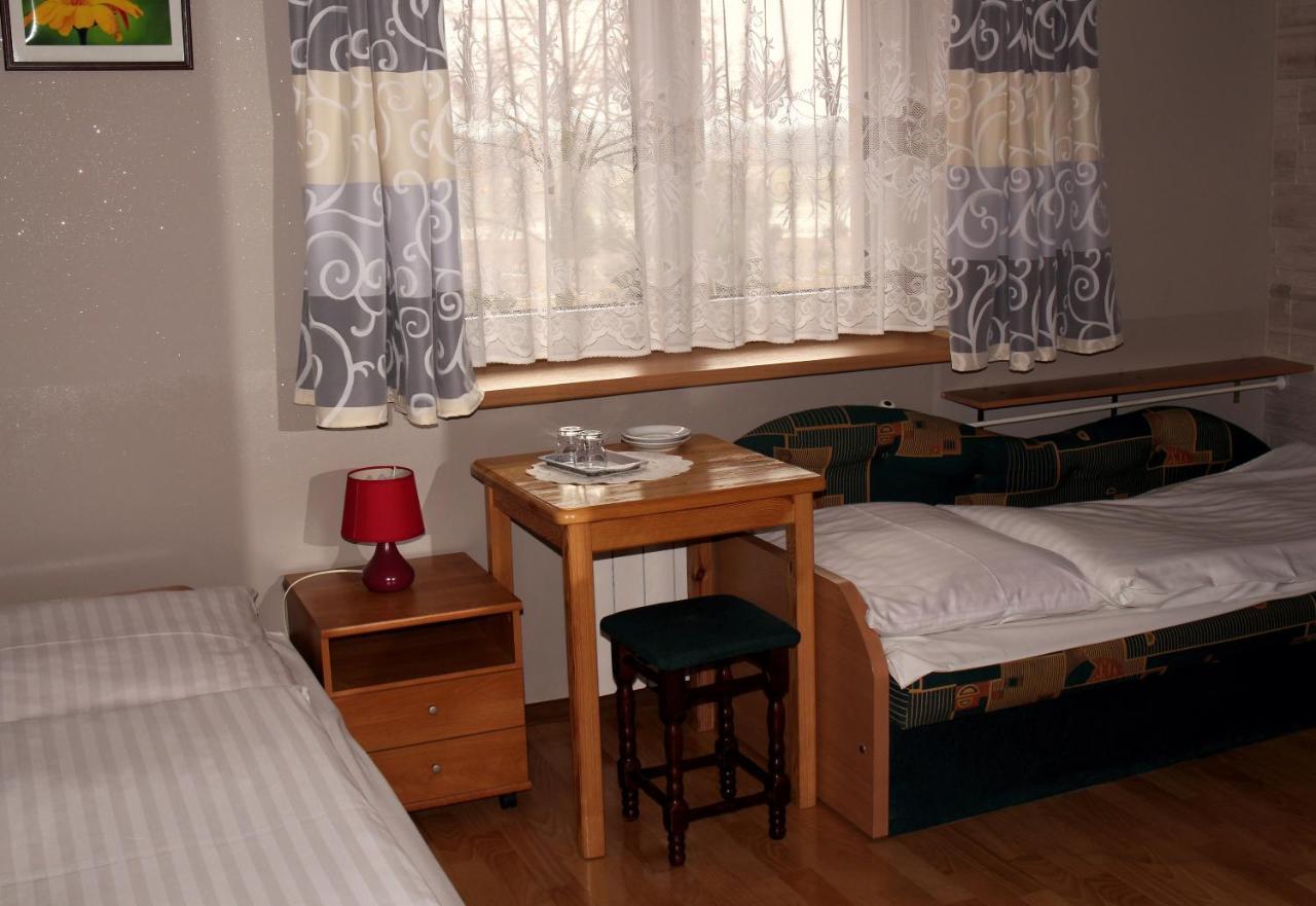Bar Malwa Motel Aleksandrow Lodzki Luaran gambar